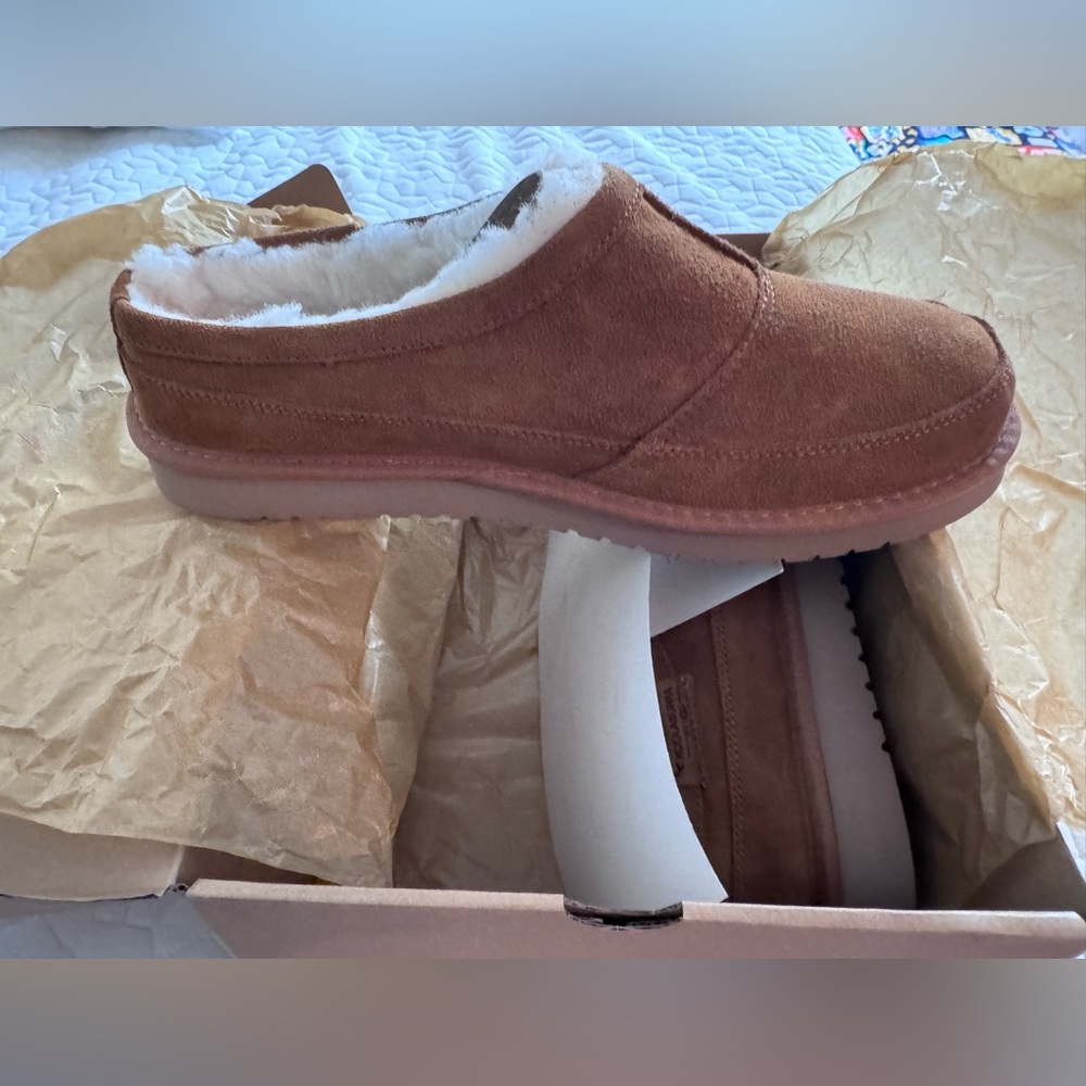 UGG Koolaburra Men's Tan Suede Loafers. NWOT.